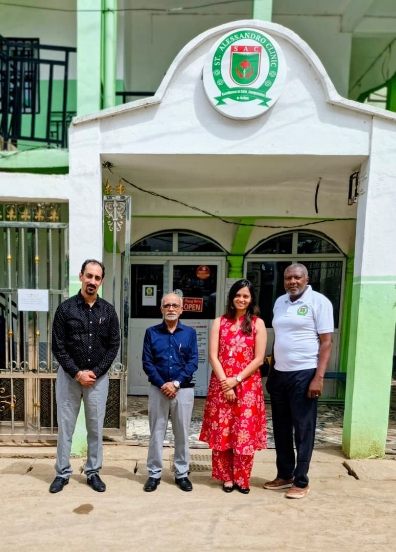 The St Alessandro–Indian fertility-clinic partnership team.